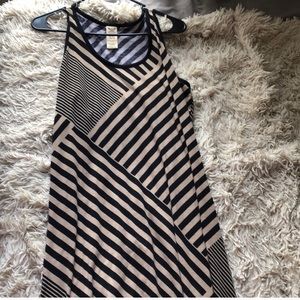Asymmetric Stripped Maxi
